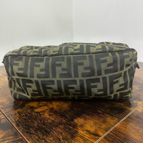 Fendi Zucca FF Vintage Cosmetic Pouch Bag Travel Clutch - Picture 1 of 15
